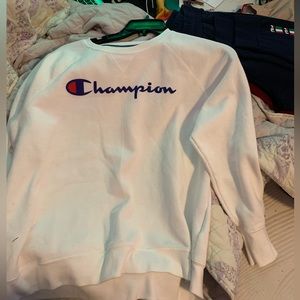 White champion sweatshirt